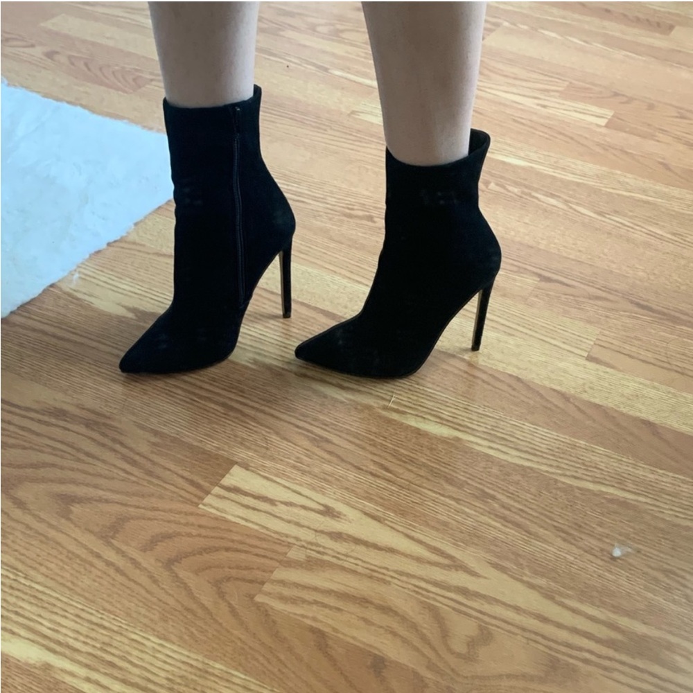 Steve Madden boooties
